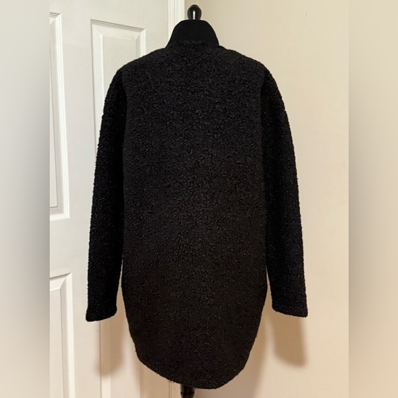 Bench Black Jacket - Picture 5 of 6